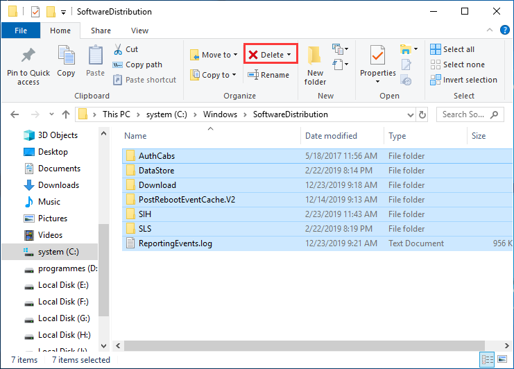 delete all files in the SoftwareDistribution folder